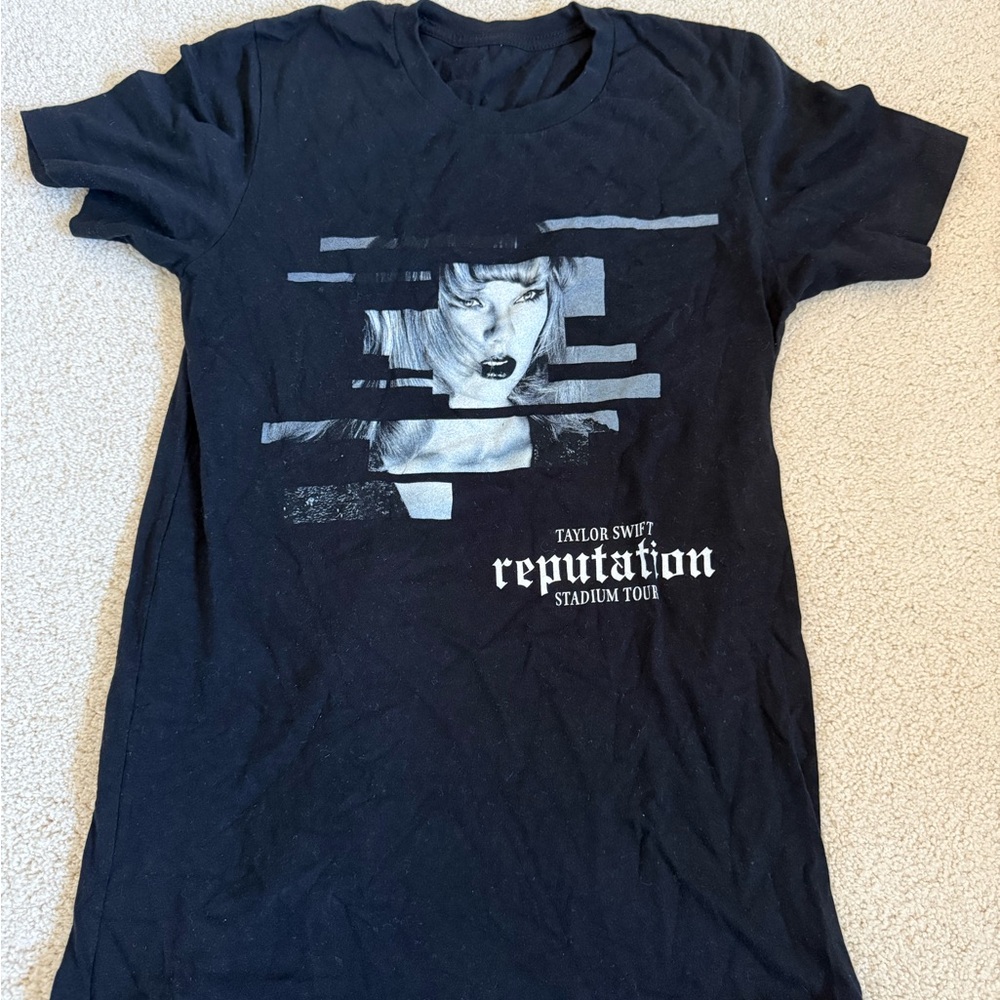 Taylor Swift Reputation Tour Shirt S